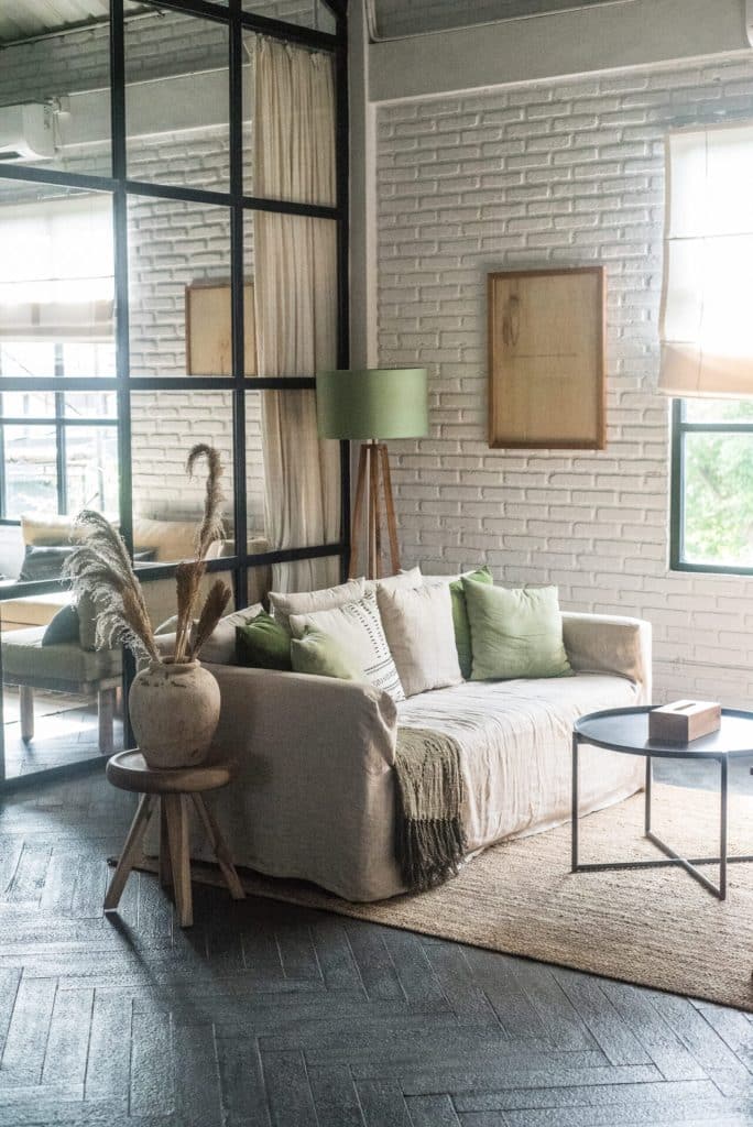 Tais Office (25)