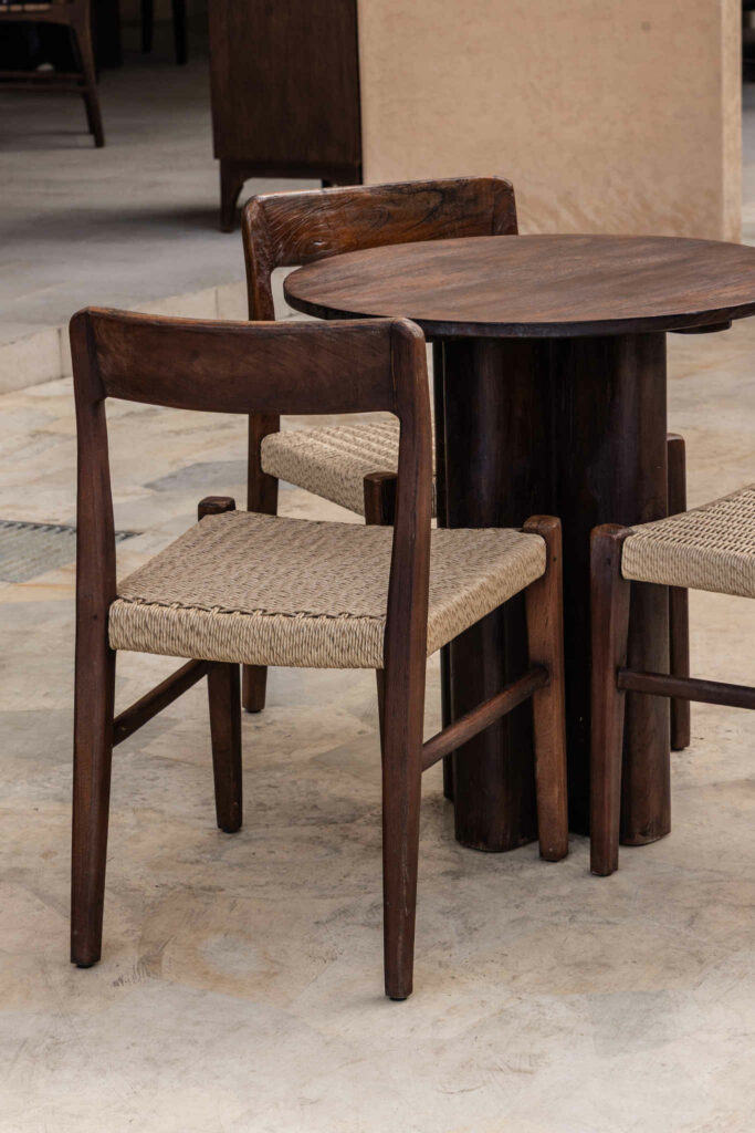 Furniture & Spaces (10) (2)