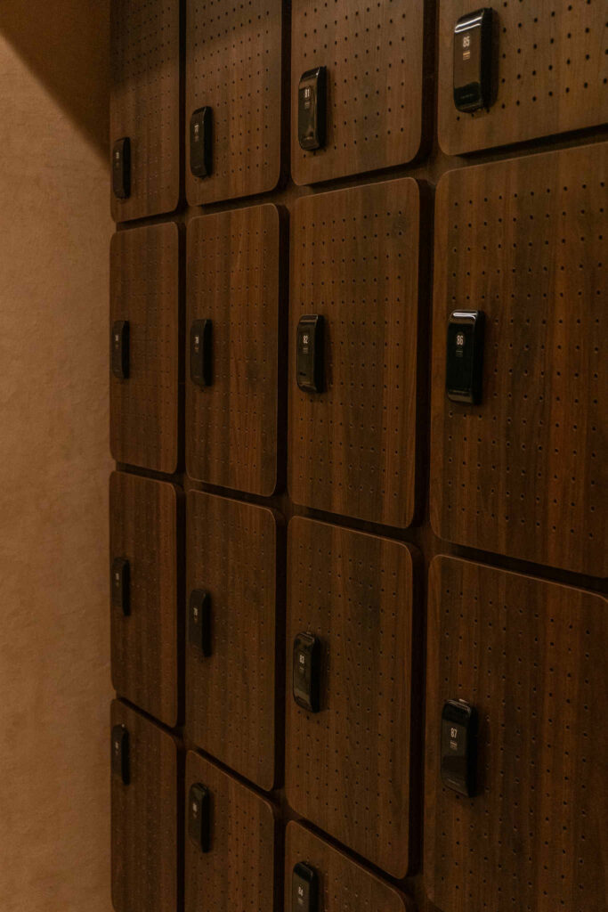 Furniture & Spaces (5) (2)