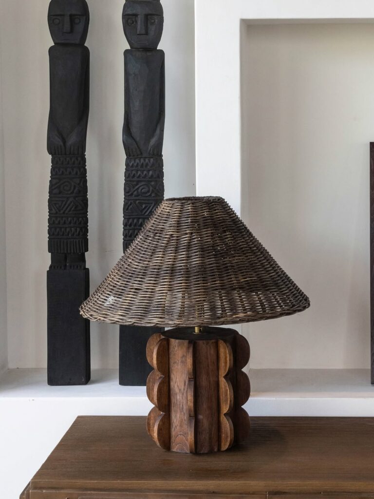Natural textures, warm woods and handcrafted pieces shape the atmosphere of Amara.Every element (2)